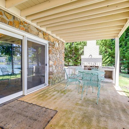 Smith Mountain Lake Retreat With Private Beach! Huddleston 외부 사진