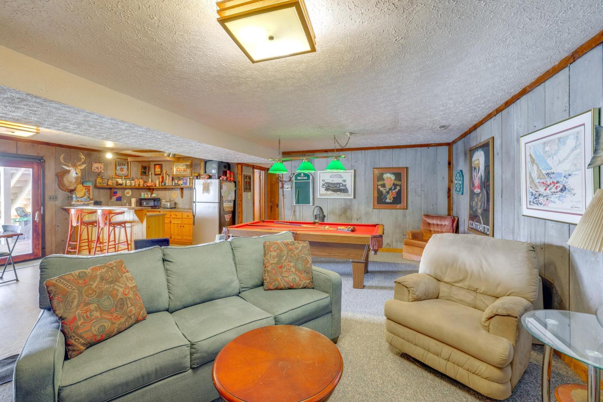Smith Mountain Lake Retreat With Private Beach! Huddleston 외부 사진