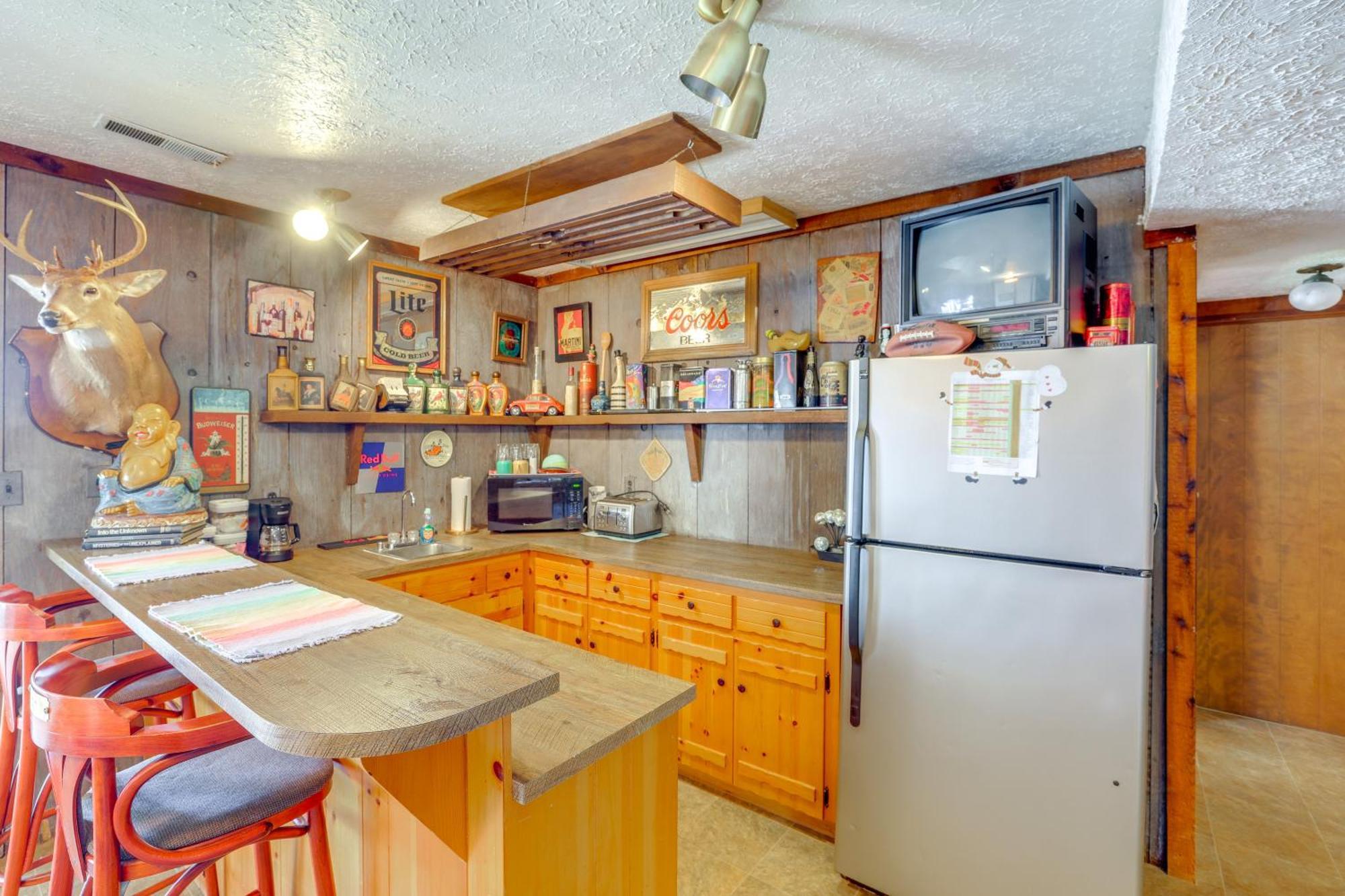 Smith Mountain Lake Retreat With Private Beach! Huddleston 외부 사진